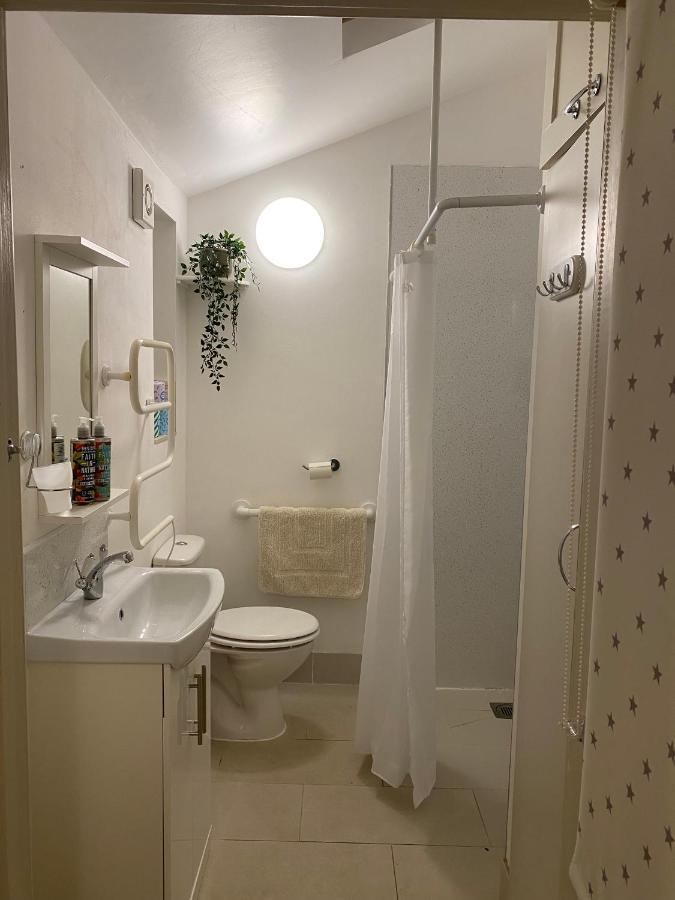 The Dragonfly Bnb, Glastonbury Dış mekan fotoğraf