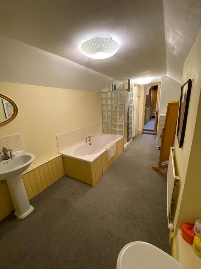 The Dragonfly Bnb, Glastonbury Dış mekan fotoğraf