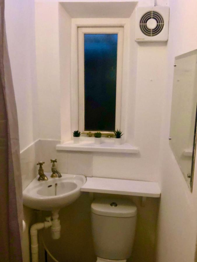 The Dragonfly Bnb, Glastonbury Dış mekan fotoğraf