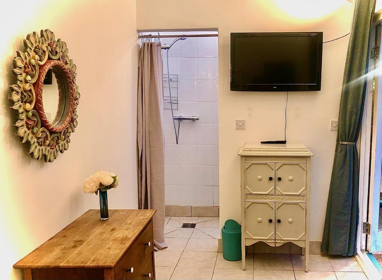 The Dragonfly Bnb, Glastonbury Dış mekan fotoğraf