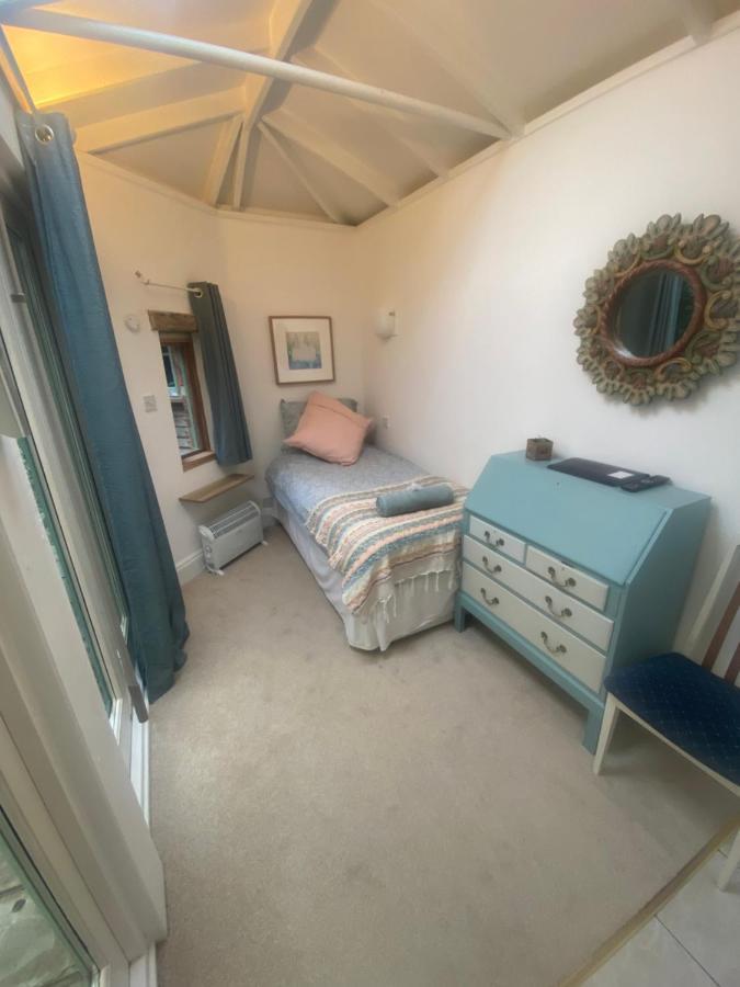 The Dragonfly Bnb, Glastonbury Dış mekan fotoğraf